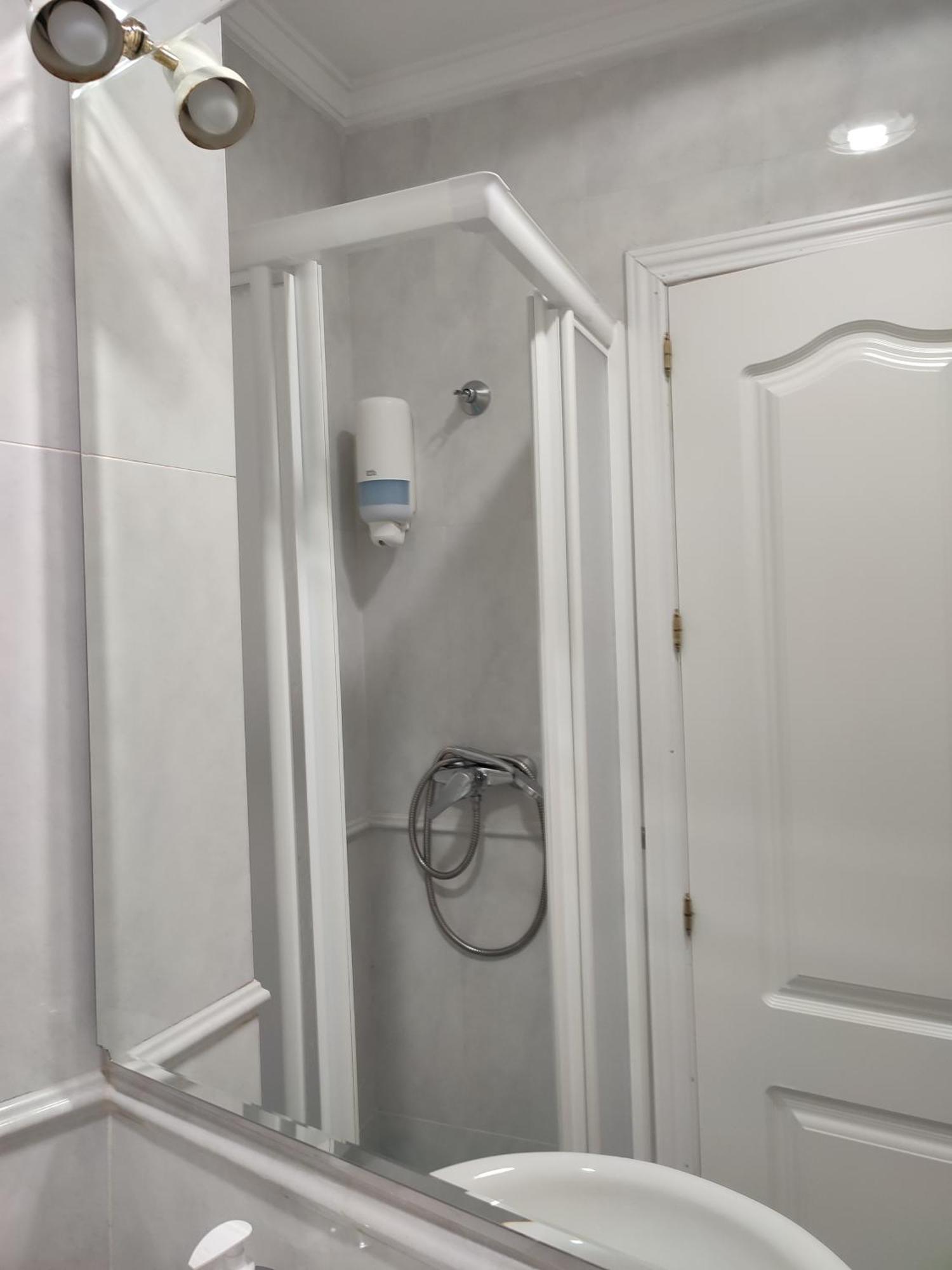 Apartamentos Oscar Granada Pokoj fotografie