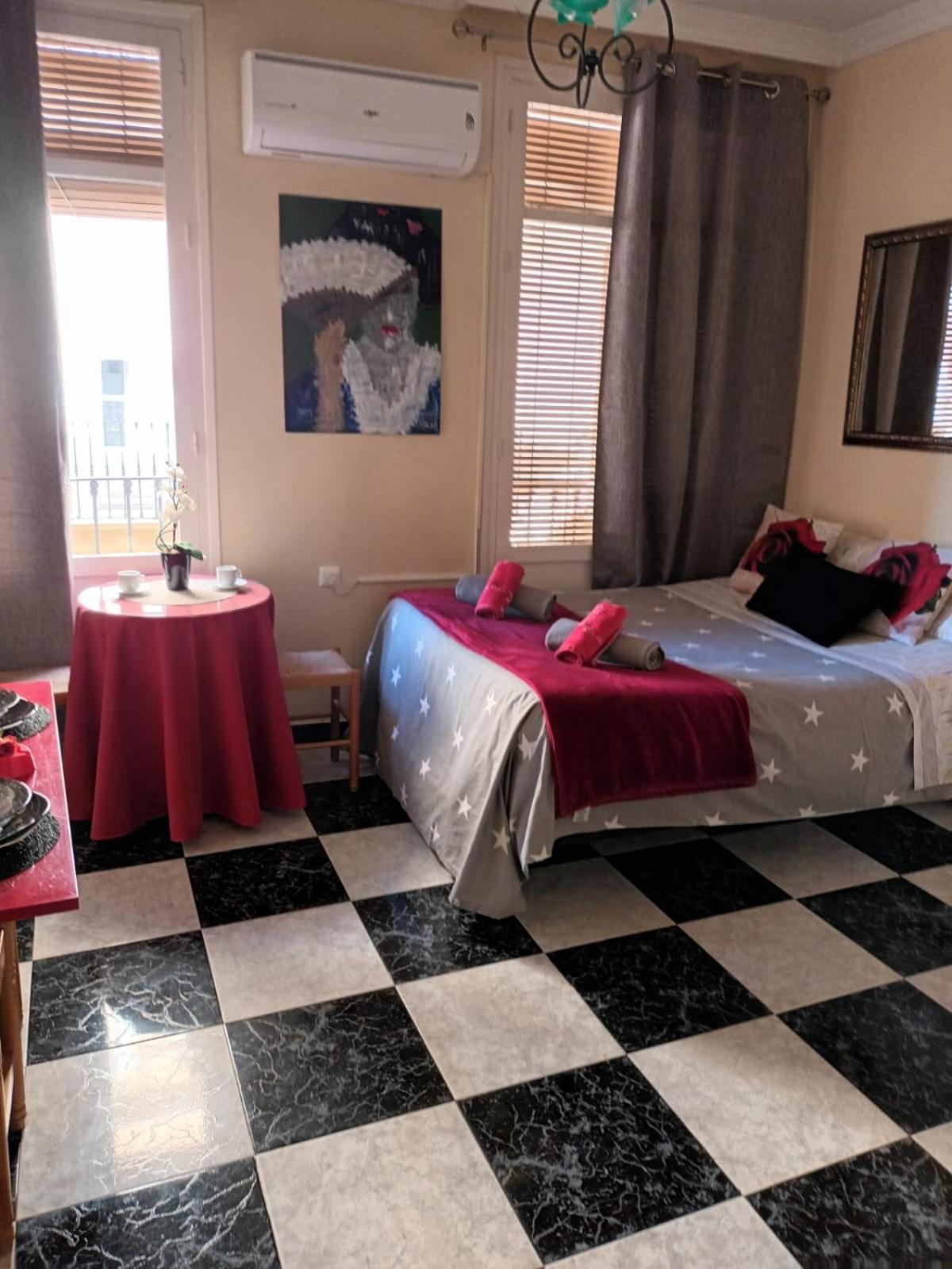 Apartamentos Oscar Granada Pokoj fotografie